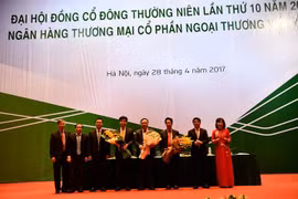 越南外贸股份商业银行2017年年度股东大会场景。（图片来源：越通社）