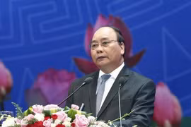 “与企业同行”的2017年越南政府总理与企业会议在河内召开
