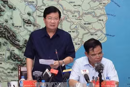 郑廷勇在会议上发表讲话（图片来源：越通社）