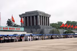 胡志明主席陵和英雄烈士纪念碑将如期恢复对外开放