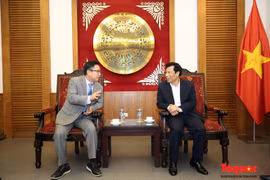 李太祖皇帝的第31代传人担任越南旅游形象大使