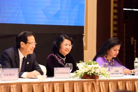 2017年亚太经合组织妇女与经济公私对话聚焦妇女经济赋权