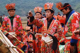 瑶族的“成人礼”。（图片来源：越通社）