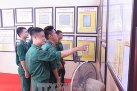 此次展会在海军第三区司令部举行。（图片来源：越通社）