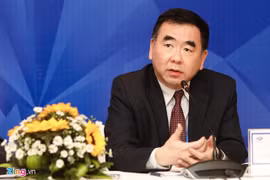 APEC政策支持小组主任丹尼斯•休。（图片来源：因特网）