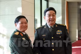 越南国防部部长吴春历大将会见中国国防部部长常万全上将。