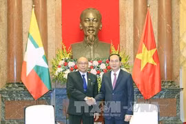 越南国家主席陈大光会见缅甸议会上院议长兼议会议长曼温凯丹。