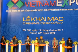 2017年越南国际贸易博览会于4月19日至22日在河内友谊文化宫举行。