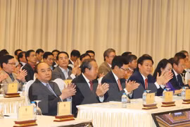 1月11日举行的政府办公厅2016年工作总结暨2017年工作任务部署会议