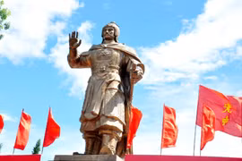光忠皇帝塑像
