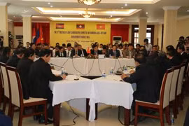 柬老越发展三角区协调委员会第11次会议在平福省举行。（图片来源：越通社）