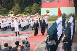 阮富仲总书记主持仪式 欢迎习近平总书记来越访问