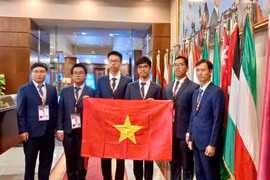 2024年，越南学生代表团在地区和国际奥林匹克竞赛中取得优异成绩，所有参赛者均获奖。图自越通社