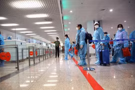 胡志明市要求为持有机票飞往国外者到机场创造便利条件
