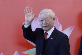 对越共中央总书记署名文章的心得体会：越南共产党的决策始终从国家实践及人民愿望出发