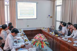 芹苴市力争将本市建设成为绿色、清洁和美丽的城市 