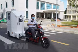岘港市理工大学成功研发运输新冠患者的医用隔离箱