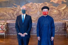 葡萄牙愿与越南加强合作共同发展