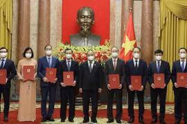 越南国家主席阮春福委任8位新驻外大使