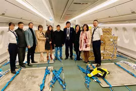 越航将新冠疫苗从匈牙利、克罗地亚和斯洛伐克安全运抵越南