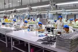 前江省灵活适应疫情 各企业生产经营逐渐恢复