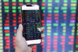 9月份HNX境外投资者净买入2520多亿越盾