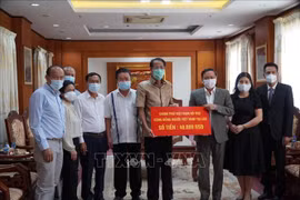 越南政府助力旅老越南人防疫工作