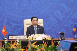 越南政府总理范明政提议东盟重点关注两大问题