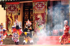 将越南倍唱艺术推广到全世界