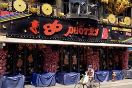新冠肺炎疫情：胡志明市继续暂停卡拉ok厅、舞厅、酒吧的运营活动