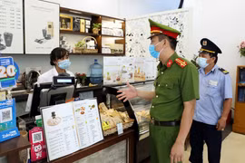 新冠肺炎疫情：河内市统筹抓好疫情防控 全力以赴打赢疫情防控阻击战