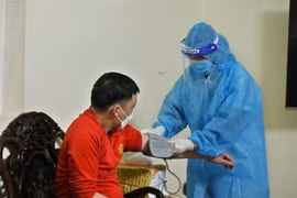 26日越南新增15218例确诊病例 死亡207例