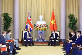 越南国家主席阮春福：推动越南与英国战略伙伴关系深入、高效、务实发展