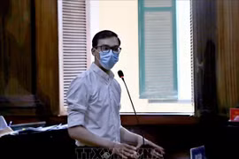 越南男空乘因违反隔离规定和传播新冠病毒被判处缓刑两年