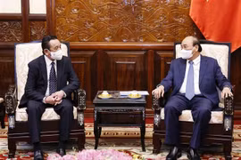 阮春福会见蒙古驻越南大使比雷格多里•达斯