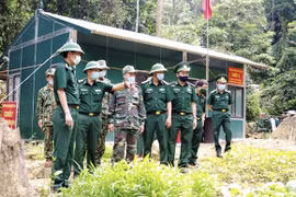 越南军队加强支援各地方抗击疫情
