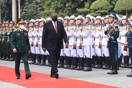 美国国防部部长奥斯汀对越南进行正式访问