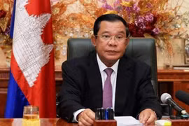  柬埔寨人民党主席高度评价越南共产党的领导作用