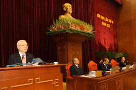 越共十二大十五中全会：继续为成功举行越共十三大做好准备