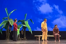 越南话剧百年精华汇聚晚会在河内大剧院举行