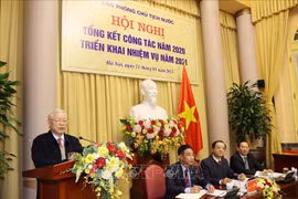 阮富仲出席国家主席办公厅2020年工作总结暨2021年任务部署会议