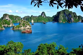 旅游活动助力向世界推介越南遗产美丽形象