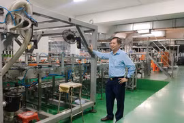 灵活与创新: 多家企业战胜困难，获得成功的秘诀