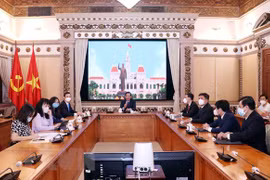 胡志明市与亚洲开发银行合作促进经济复苏