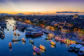 旅游业正从悠长的假期中醒来 