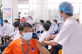 越南国家油气集团启动新冠疫苗接种 力争实现双重目标