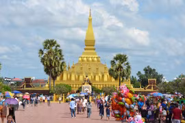 老挝力争将旅游收入增加到38亿美元