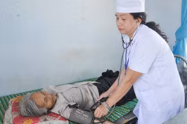 爱心捐助活动精准帮扶贫困患者