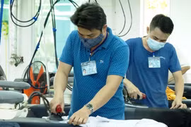 为企业扩大出口市场创造条件