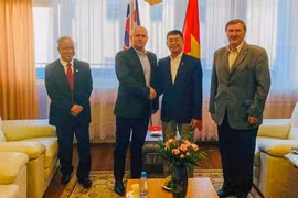 斯洛伐克共产党希望同越南共产党保持密切合作